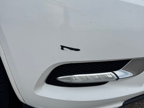 Used 2017 Buick Enclave Leather image 2