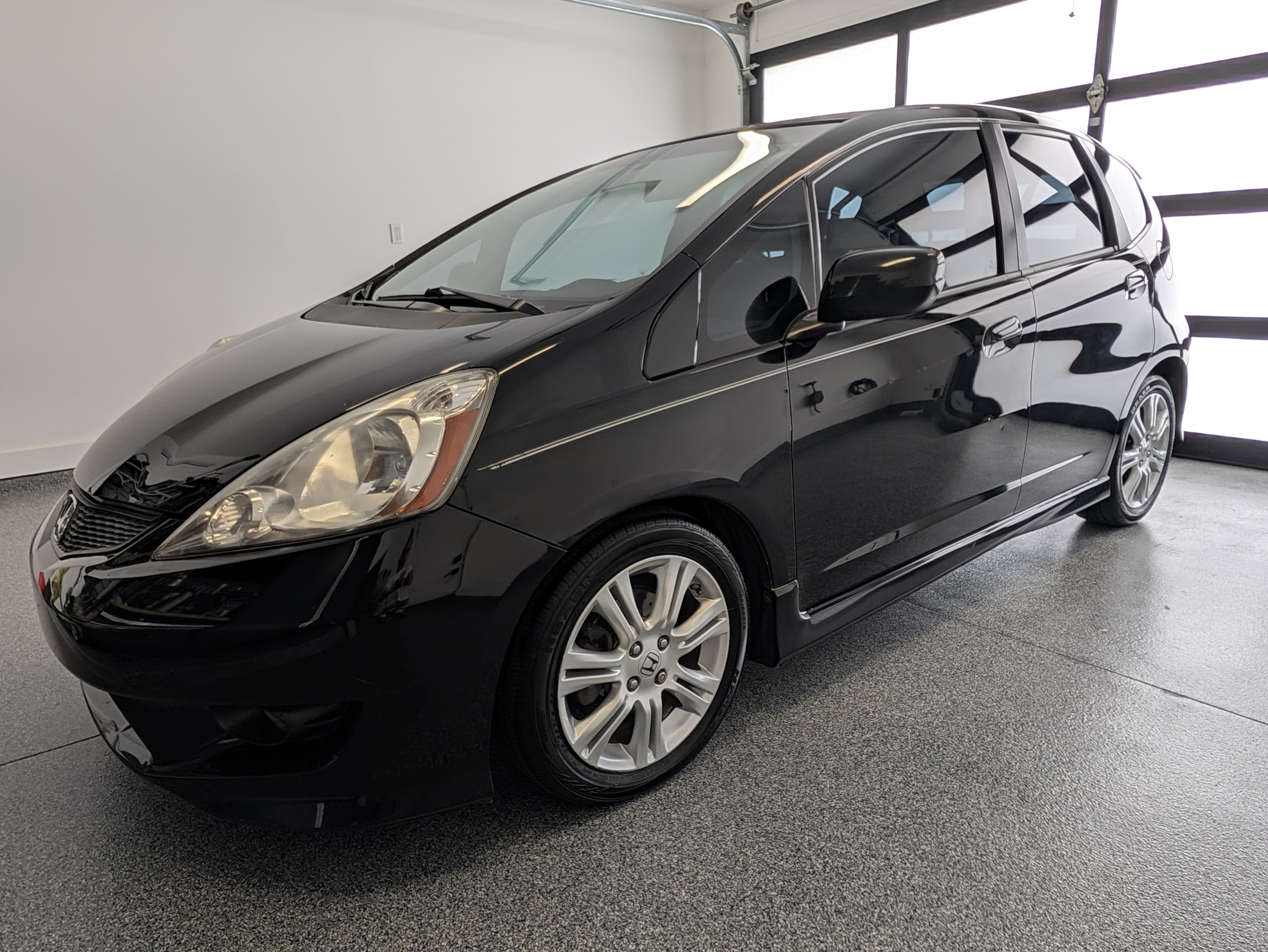 Used 2009 Honda Fit Sport image 1