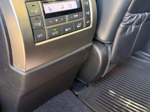 Used 2019 Lexus GX 460 Luxury image 11