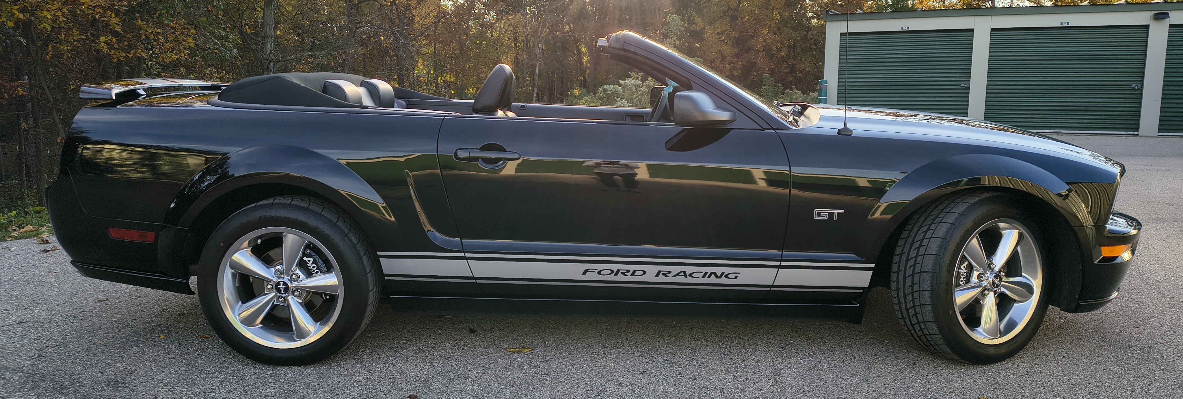 Used 2007 Ford Mustang GT Premium RWD image 2