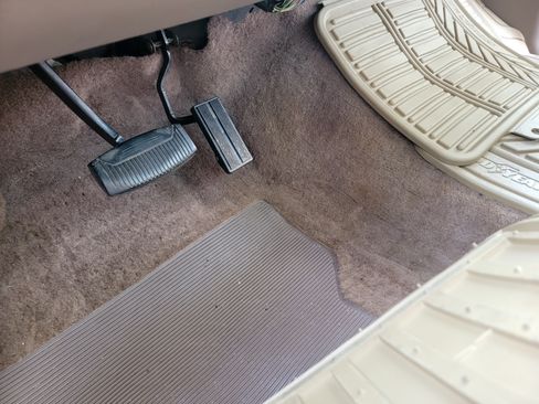 Used 1995 Ford F150 2WD Regular Cab image 20