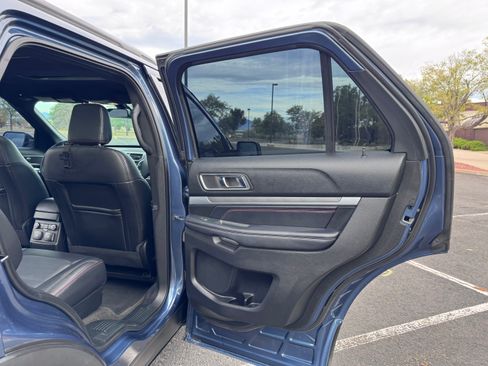 Used 2018 Ford Explorer Sport w/ Equipment Group 401A AWD/4WD image 16