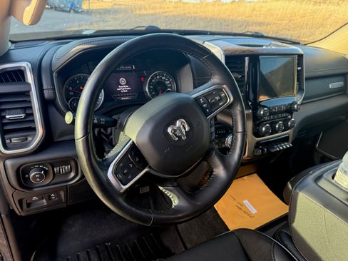 Used 2020 RAM 1500 Laramie image 12