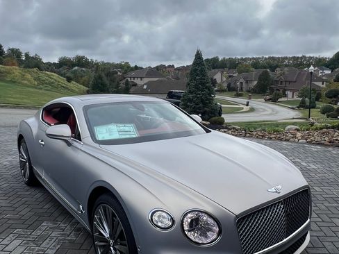 Used 2023 Bentley Continental GT Speed image 19