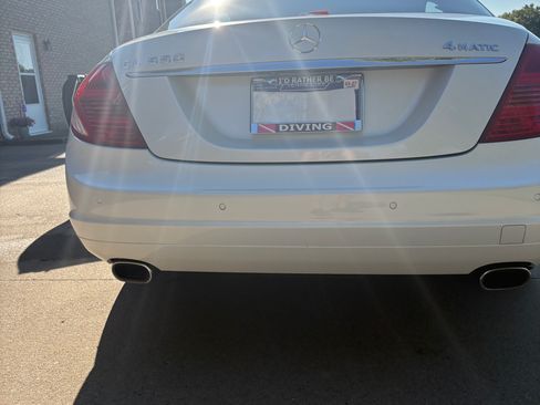 Used 2010 Mercedes-Benz CL 550 4MATIC image 9