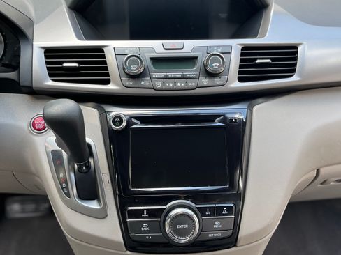 Used 2016 Honda Odyssey EX-L image 6
