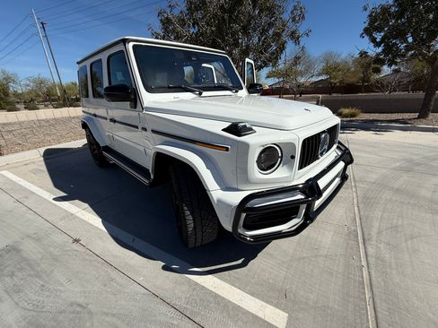 Used 2024 Mercedes-Benz G 63 AMG 4MATIC image 2