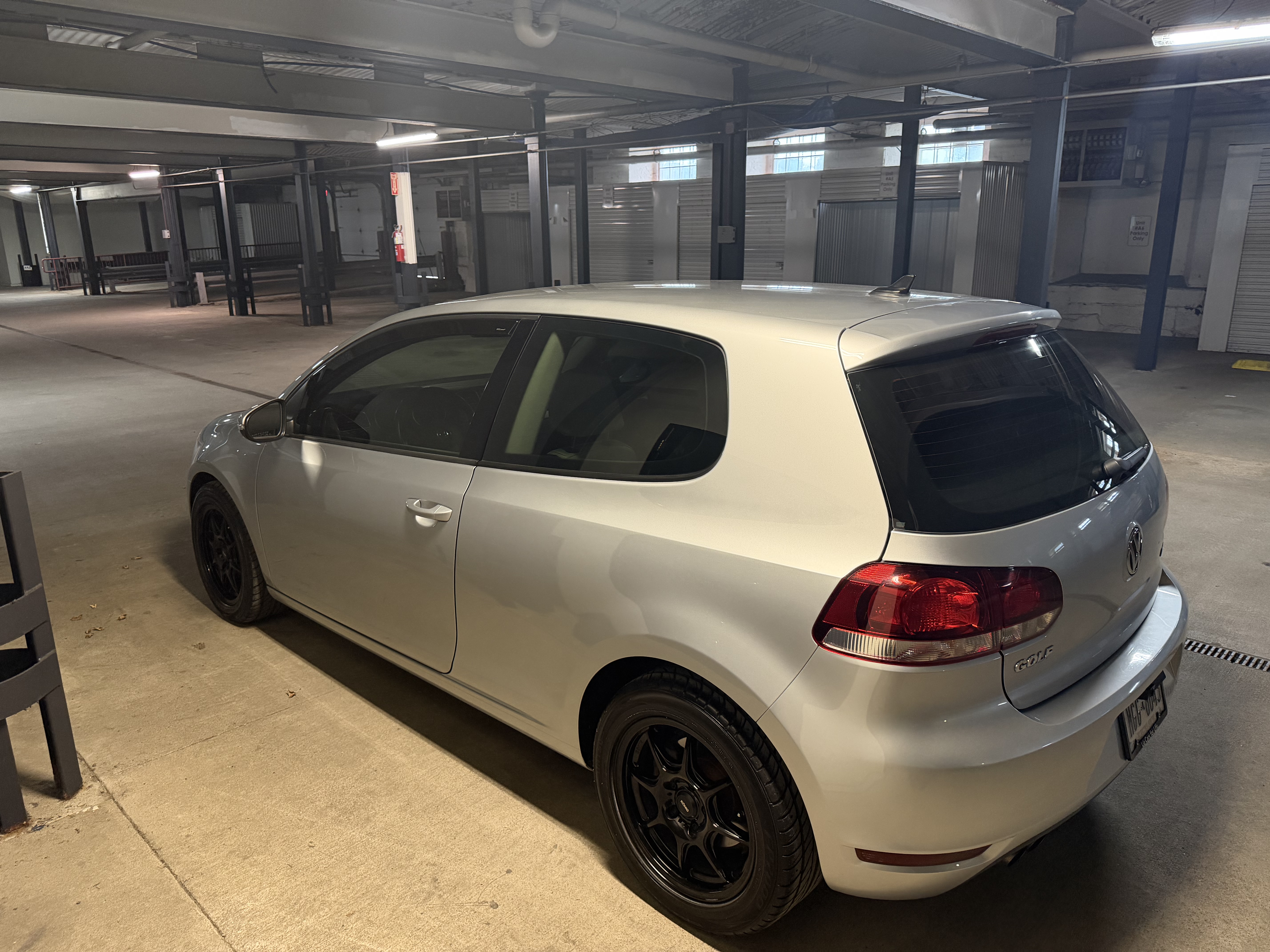 Used 2012 Volkswagen Golf TDI FWD image 5
