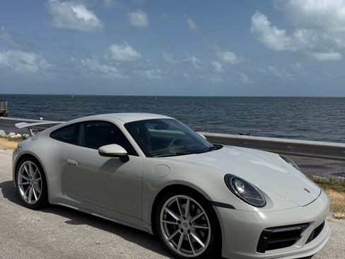 Used 2024 Porsche 911 Carrera 4S AWD/4WD image 1