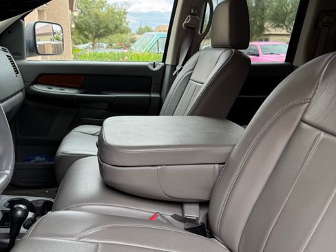 Used 2006 Dodge Ram 2500 Truck SLT w/ Quad Cab Big Horn Value Group image 8