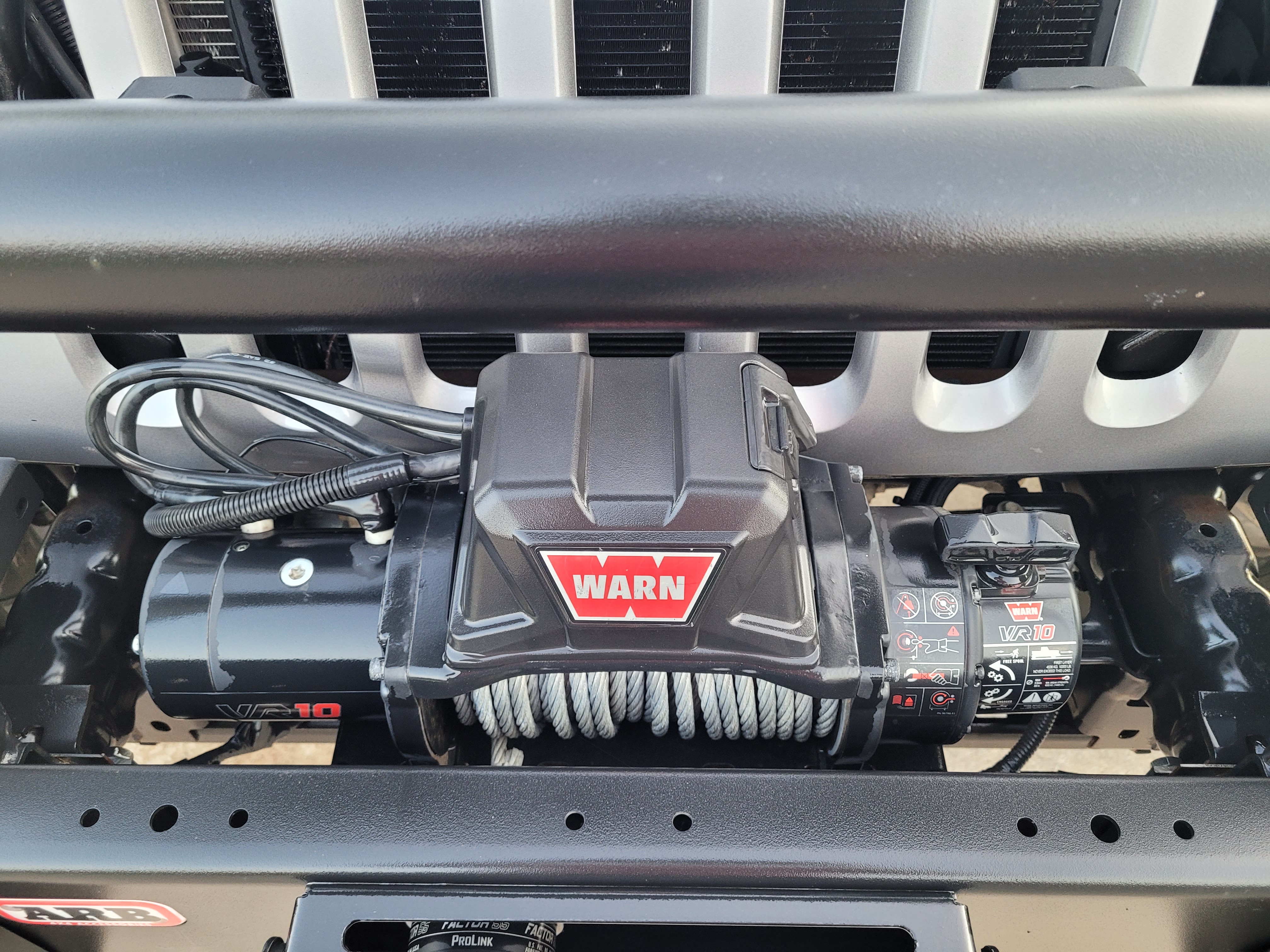 Used 2016 Jeep Wrangler Unlimited Rubicon w/ Connectivity Group AWD/4WD image 8
