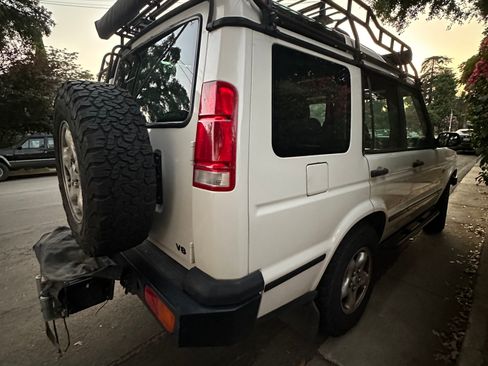 Used 2001 Land Rover Discovery SE image 4