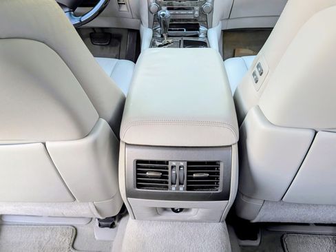 Used 2008 Lexus LS 460 image 16