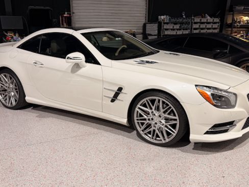 Used 2013 Mercedes-Benz SL 550 image 8