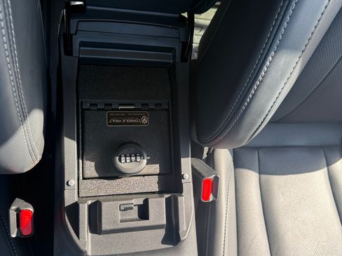 Used 2023 Subaru Outback Limited AWD/4WD image 15