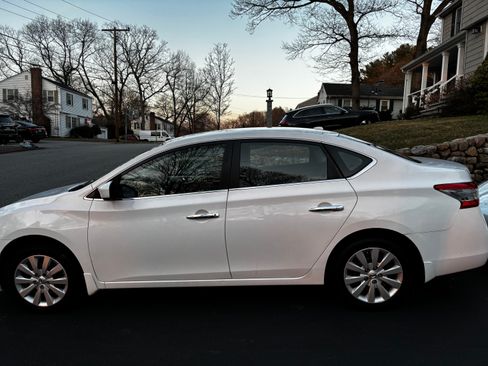 Used 2015 Nissan Sentra SV image 5