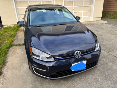 Used 2016 Volkswagen e-Golf SE