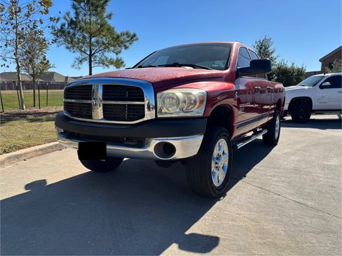 Used 2006 Dodge Ram 2500 Truck SLT image 2