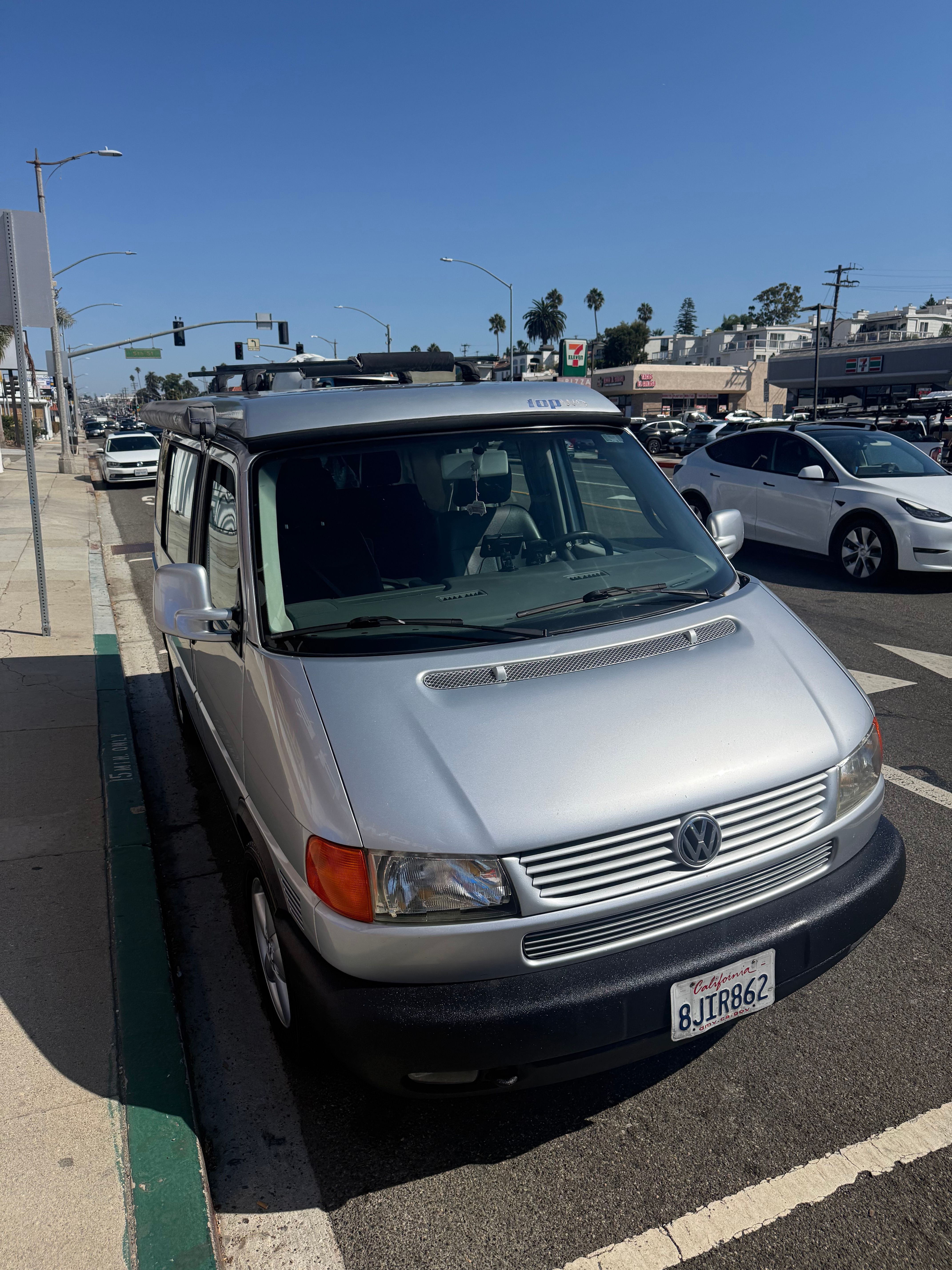 Used 2002 Volkswagen Eurovan MV FWD image 11