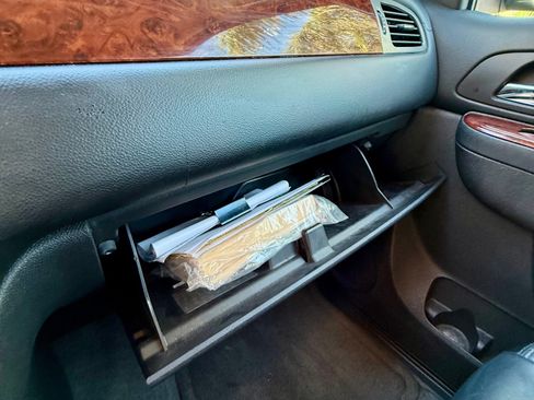 Used 2013 Chevrolet Tahoe LS image 23