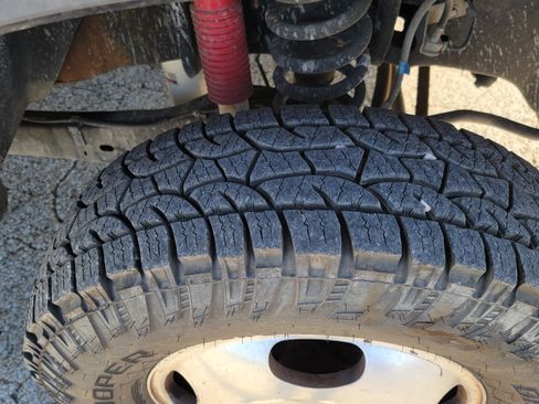 Used 2016 Ford F350 Lariat w/ Lariat Interior Package image 17