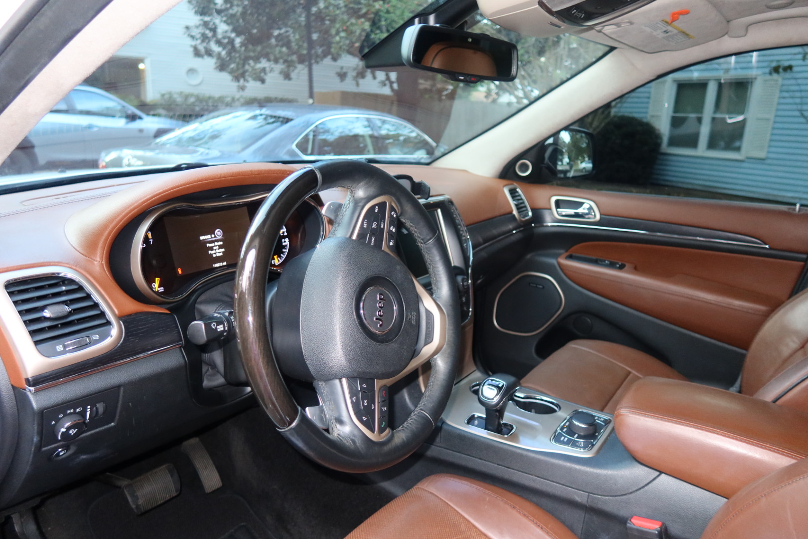 Used 2015 Jeep Grand Cherokee Summit w/ Platinum Series Group AWD/4WD image 15