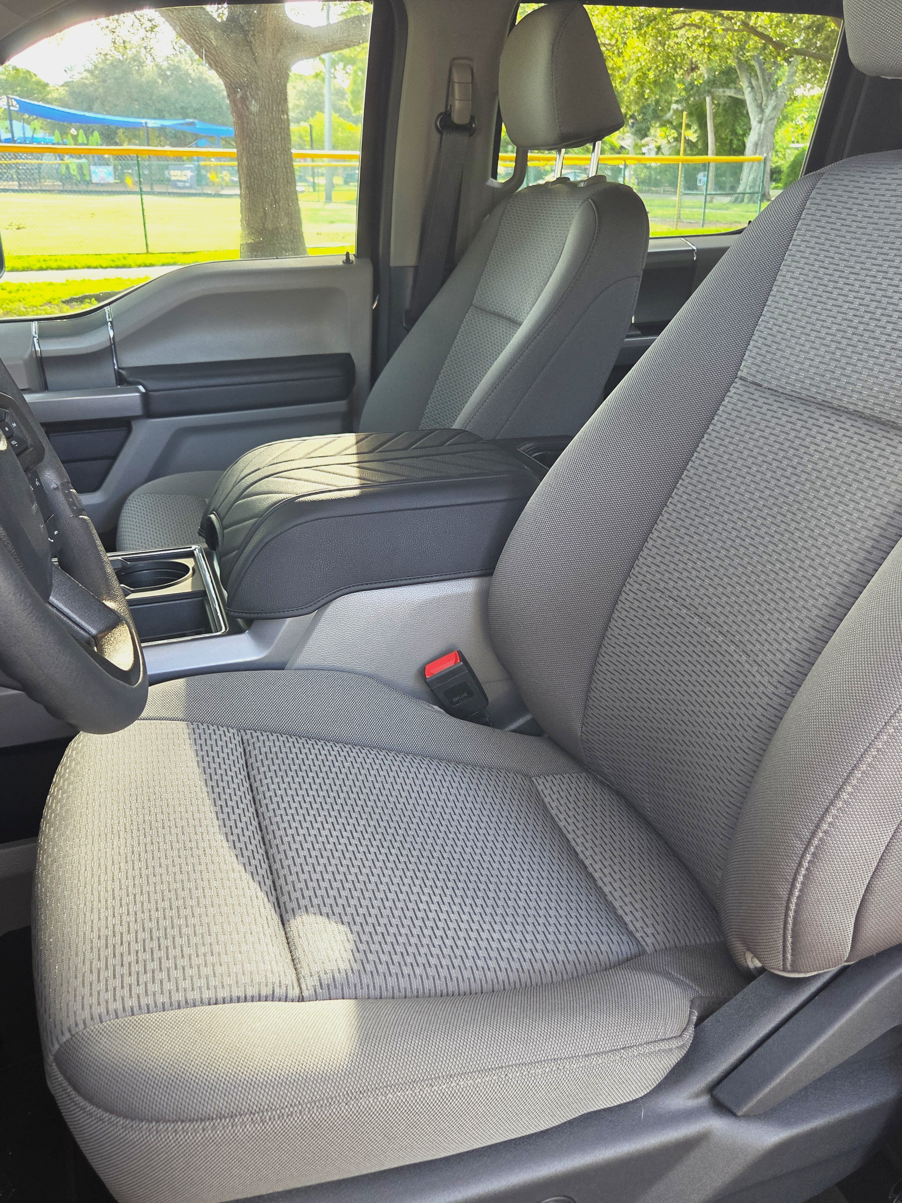 Used 2022 Ford F250 XLT w/ XLT Premium Package AWD/4WD image 12