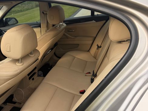 Used 2015 BMW 528i Sedan RWD image 4