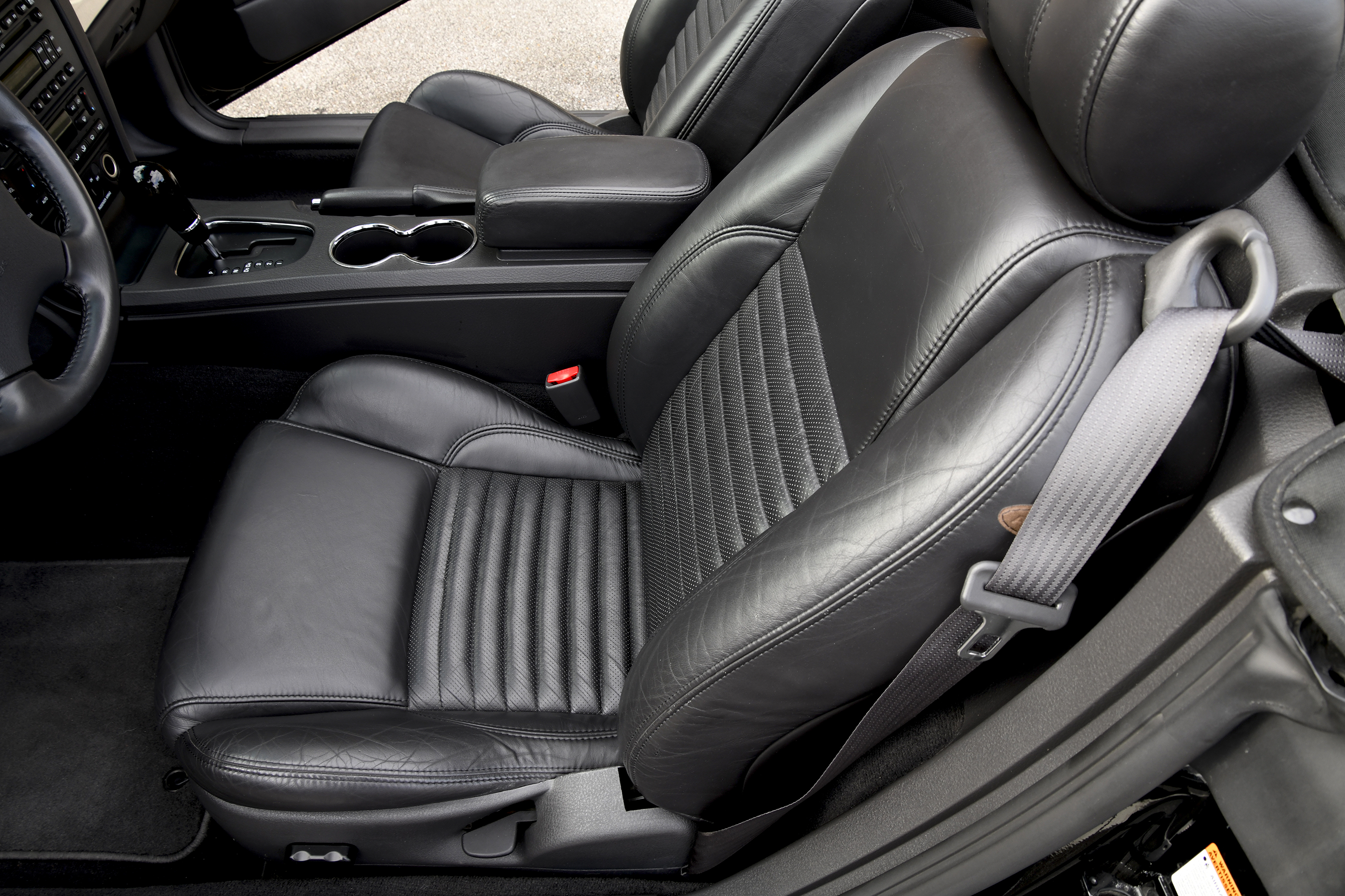 Used 2002 Ford Thunderbird RWD image 19