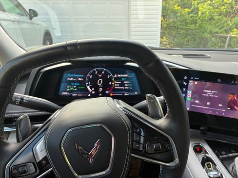 Used 2024 Chevrolet Corvette Stingray Premium Conv w/ Stealth Interior Trim Package image 12