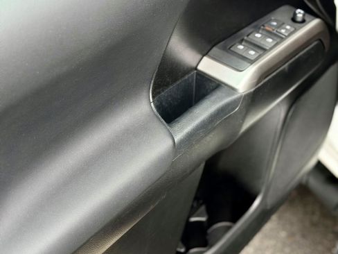 Used 2021 Toyota Tacoma SR5 image 14