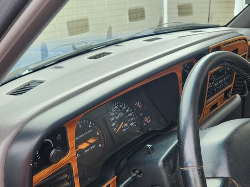 Used 1996 Dodge Ram 2500 Truck 4x4 Club Cab image 27