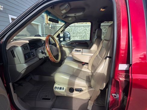 Used 2002 Ford F350 Short Bed image 6