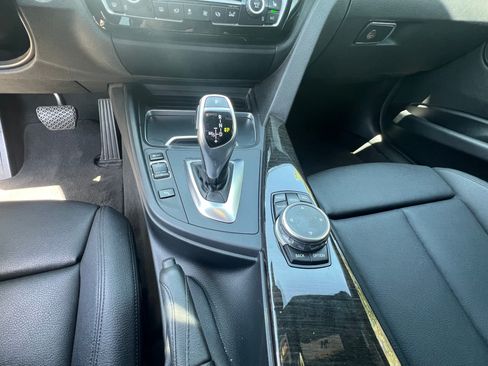 Used 2016 BMW 328i Sedan RWD image 24