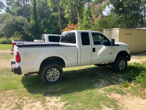 Used 2011 Ford F250 XL image 4