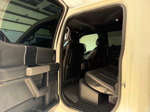 Used 2020 Ford F350 Platinum image 9