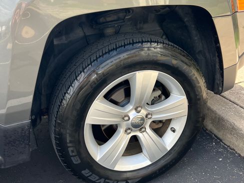 Used 2013 Jeep Patriot Sport w/ PWR Value Group AWD/4WD image 9