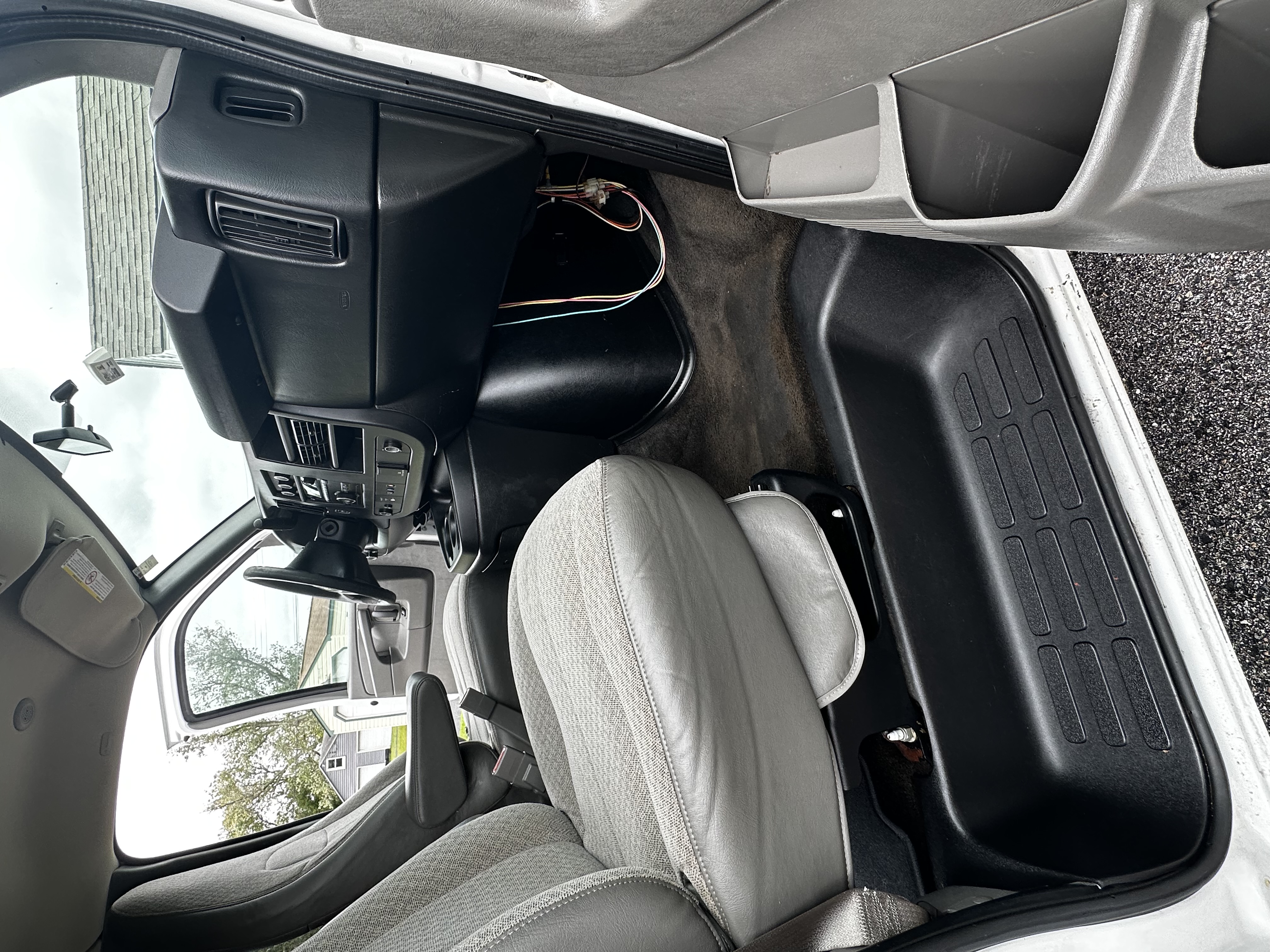 Used 2015 Chevrolet Express 3500 LT w/ LT Preferred Equipment Group RWD image 10