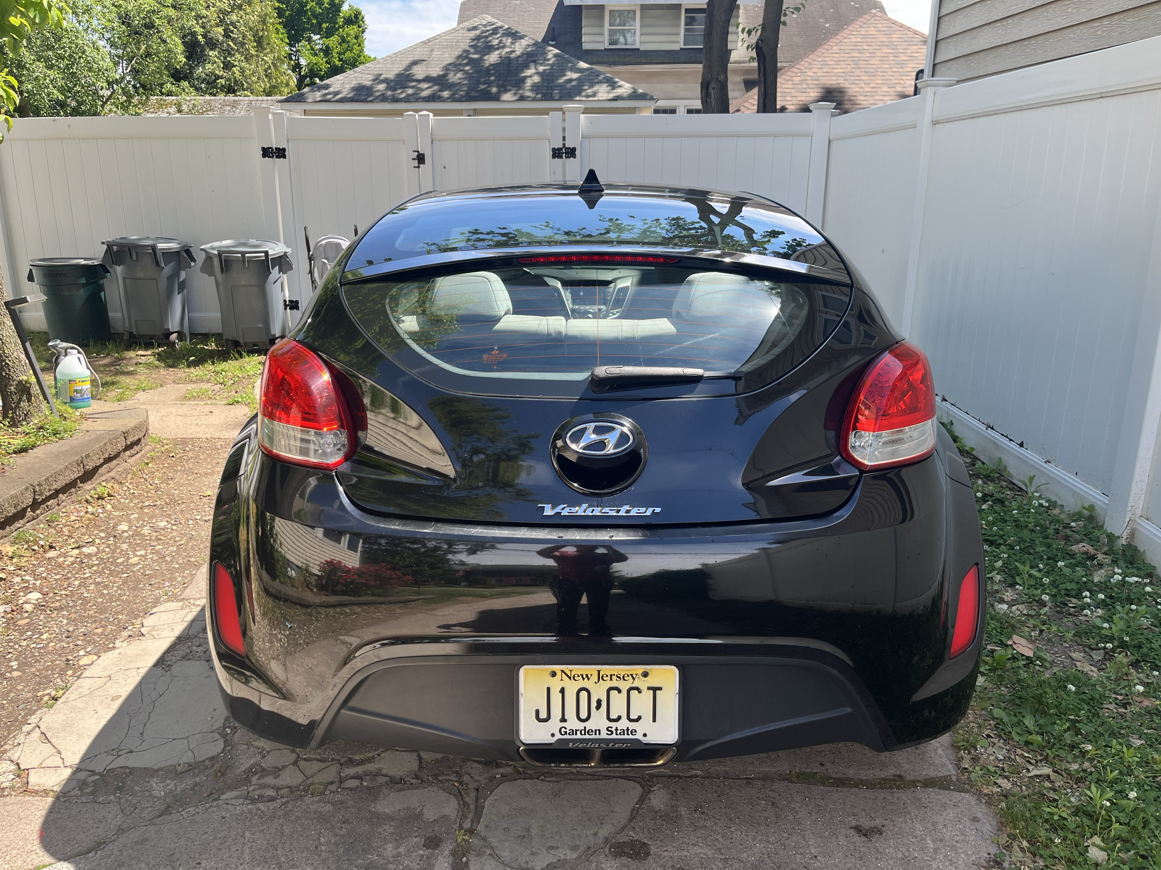 Used 2013 Hyundai Veloster FWD image 6