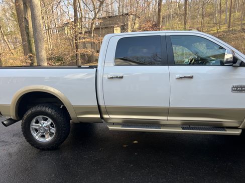 Used 2011 RAM 2500 Longhorn w/ HD Snow Plow Prep Group image 2