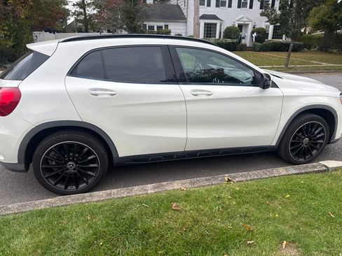 Used 2018 Mercedes-Benz GLA 250 4MATIC image 5