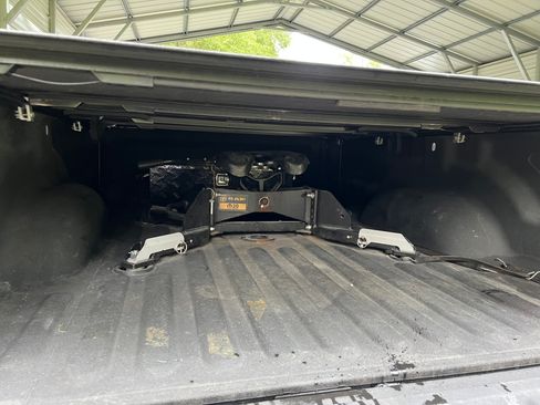 Used 2018 RAM 3500 Big Horn w/ Max Tow Package AWD/4WD image 11