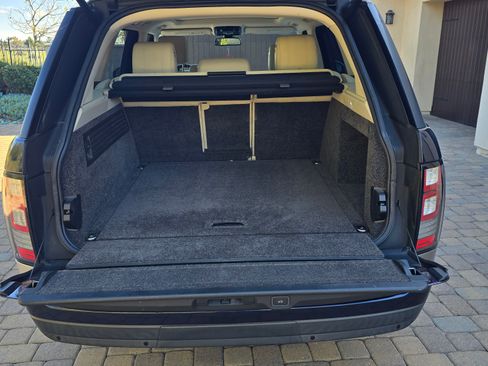Used 2014 Land Rover Range Rover Supercharged image 21