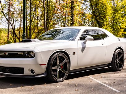 Used 2015 Dodge Challenger R/T Scat Pack w/ Leather Interior Group