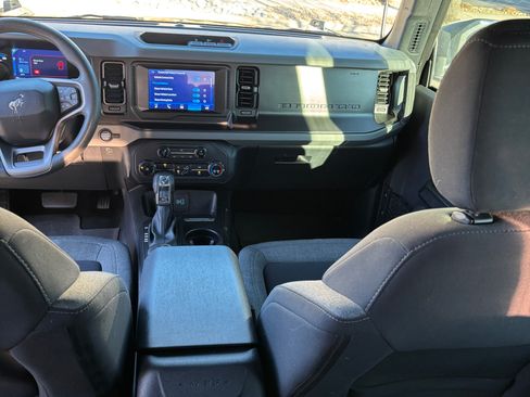Used 2022 Ford Bronco 4-Door AWD/4WD image 14