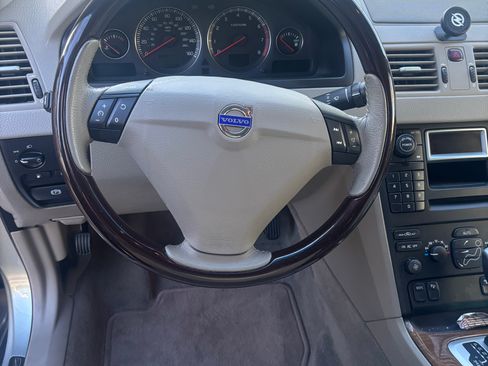 Used 2004 Volvo XC90 T6 image 15