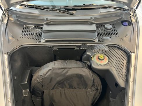 Used 2001 Porsche 911 Cabriolet image 17