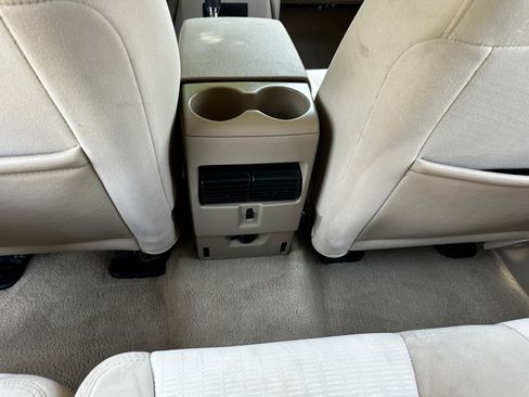 Used 2008 Ford Explorer XLT image 25