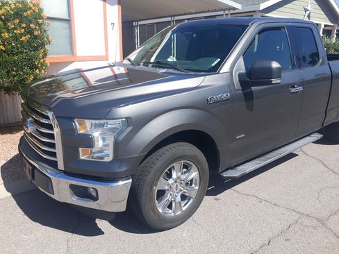 Used 2015 Ford F150 XLT w/ Equipment Group 302A Luxury image 2
