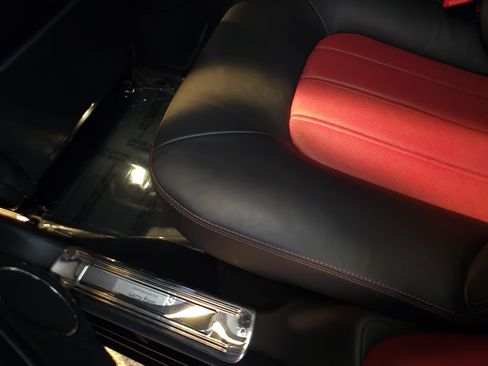 Used 2012 Bentley Mulsanne RWD image 15